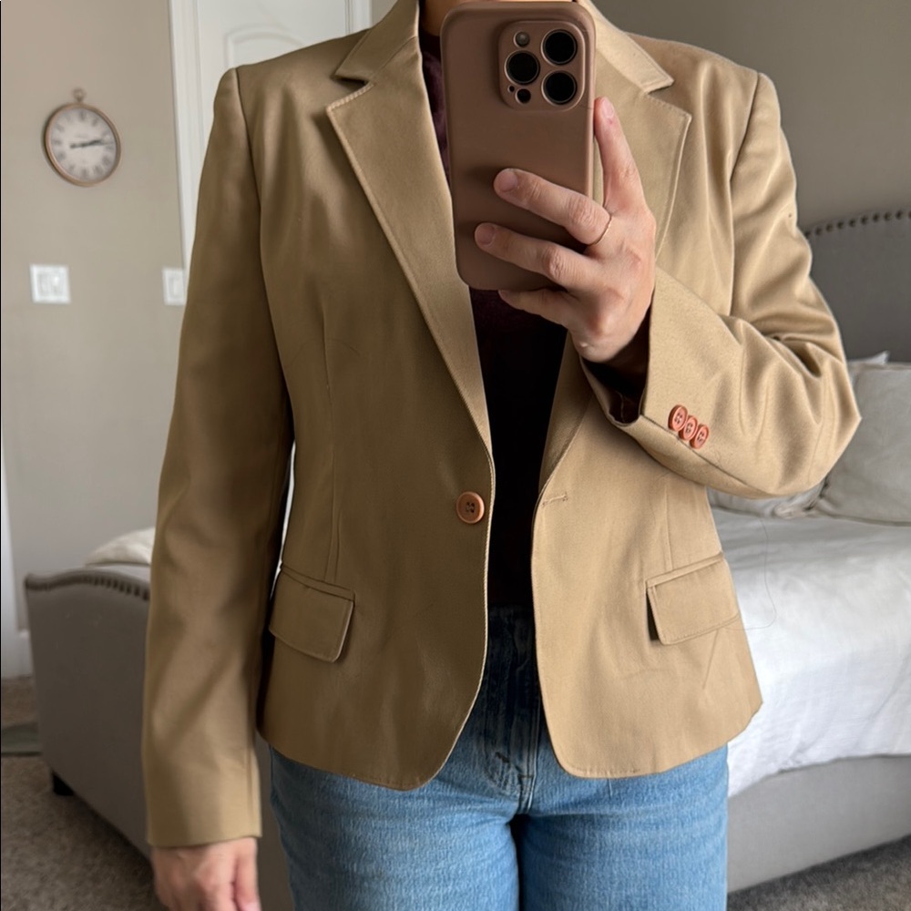 Women's Tan Blazer